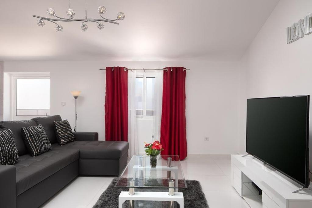Casa Santana Apartment Estreito Da Calheta Ngoại thất bức ảnh